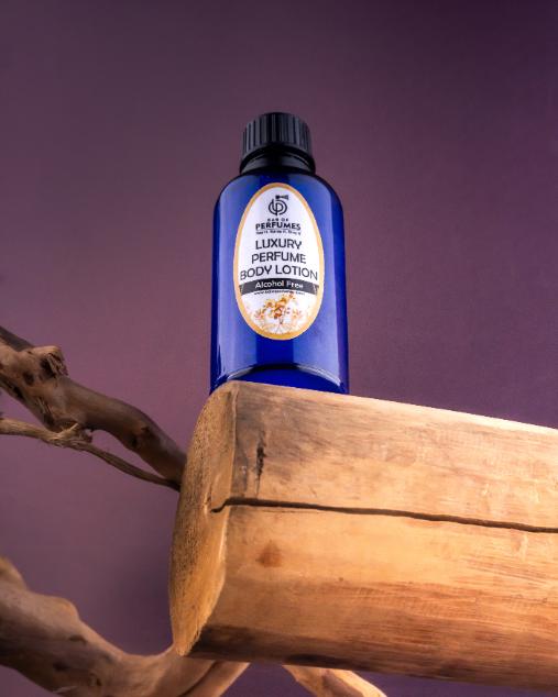 Nomad Nirvana I For Men I Aromatic Foug����re Fragrance I Available in 50 ML