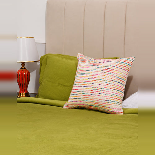 Day & Night Matelass���� Bedcover Made from Organic Long-Staple Cotton, Light, Airy, Soft Hand Feel. Includes Two Pillow Shams, Adding Luxury and Comfort to Your Bed, Perfect for All Seasons (1 Bedcover + 2 Pillow Shams)